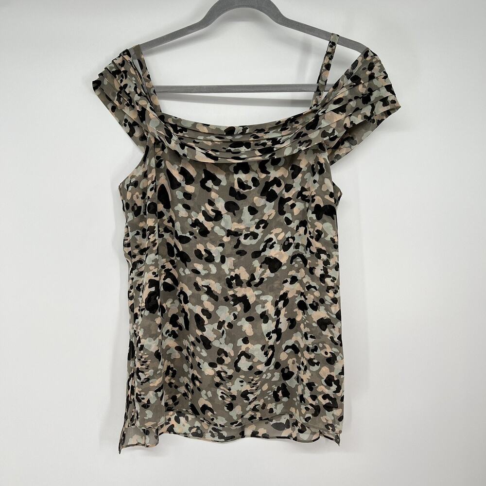Cabi #5360 Tiered Cold Shoulder Top in Camo Womens Size S